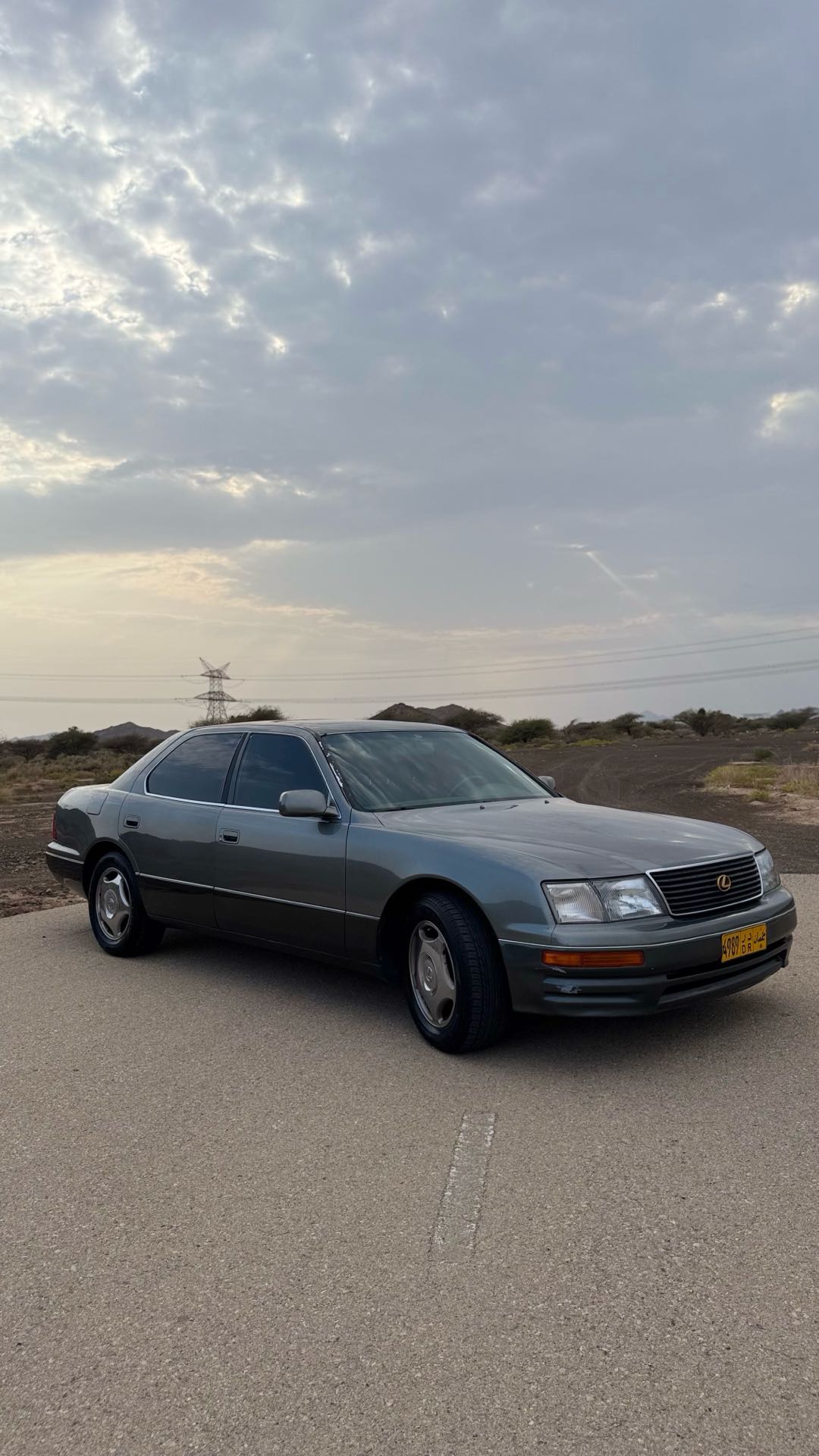 Car Image 1997 LEXUS LS 400