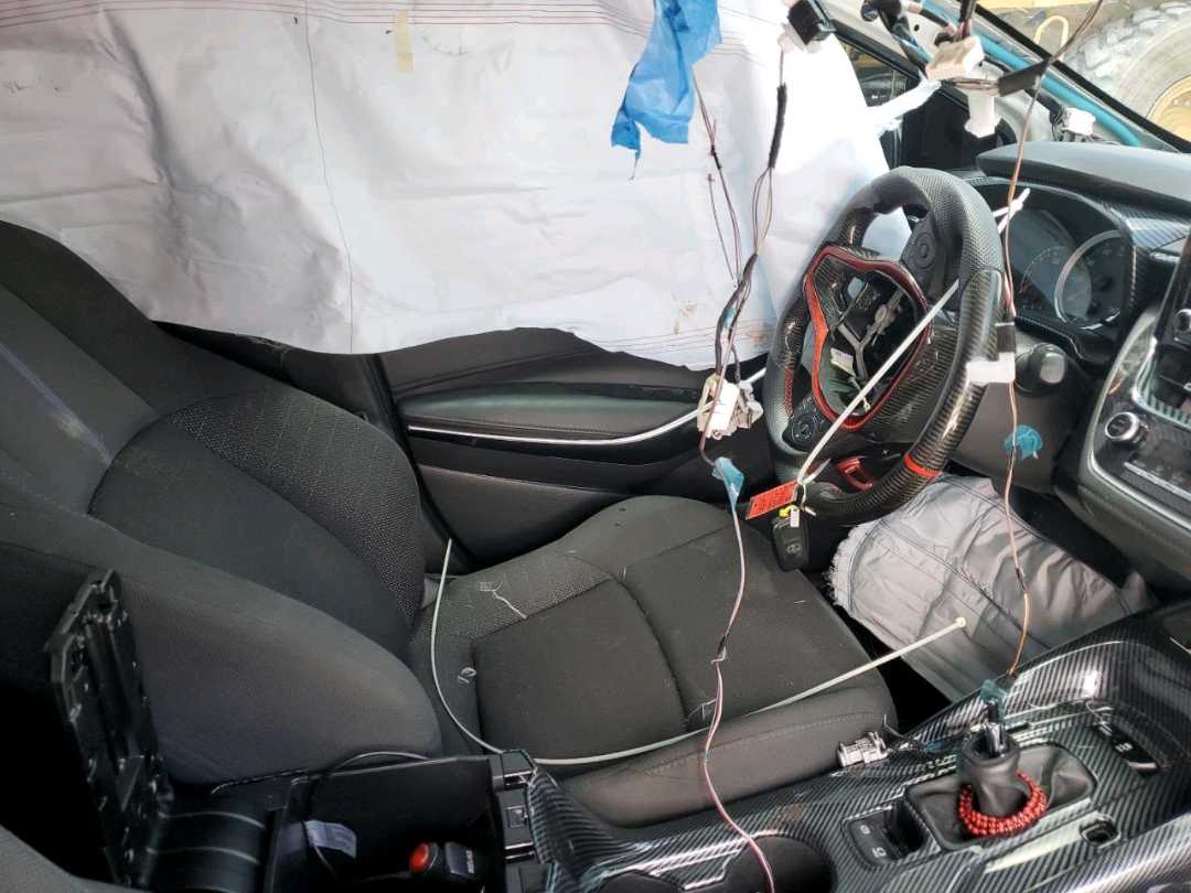 Car Image 2020 TOYOTA COROLLA SE