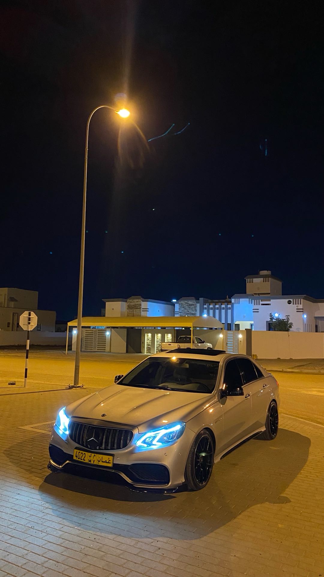 Car Image 2014 MERCEDES E Class 350