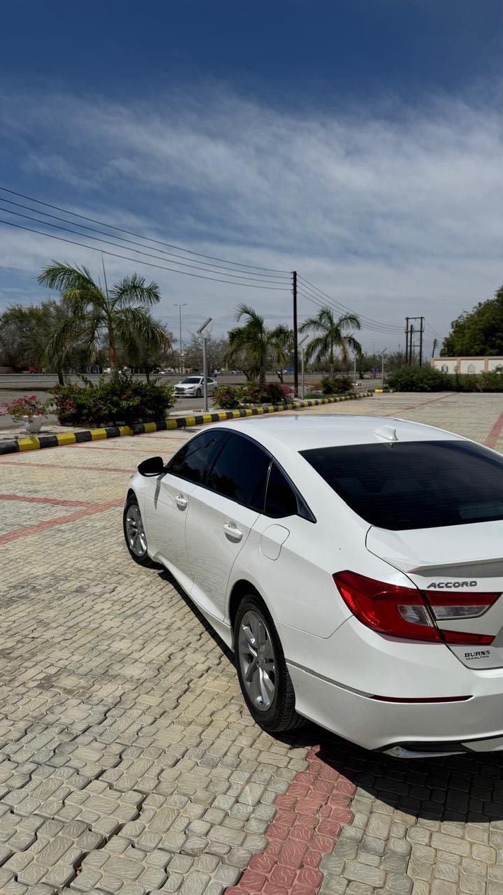 Car Image 2020 HONDA ACCORD EX