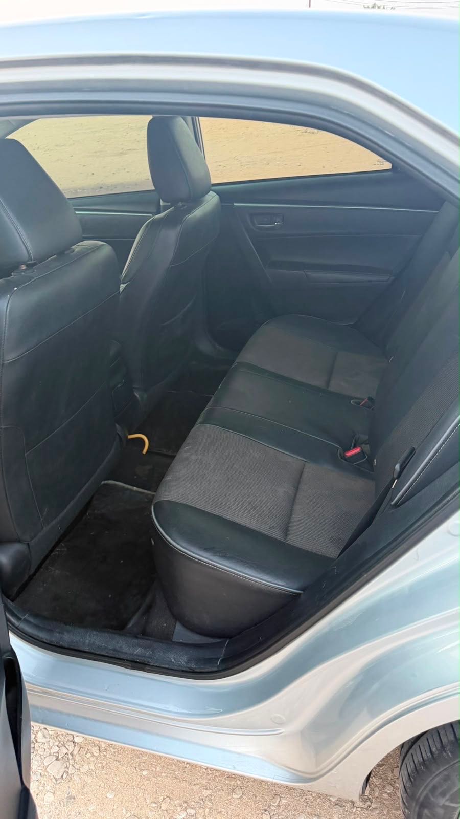 Car Image 2014 TOYOTA COROLLA SE