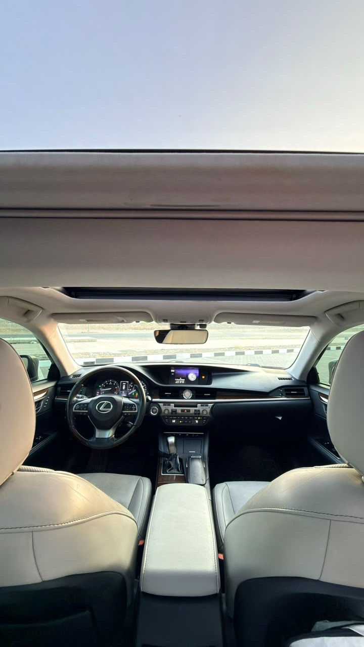 Car Image 2018 LEXUS ES 350