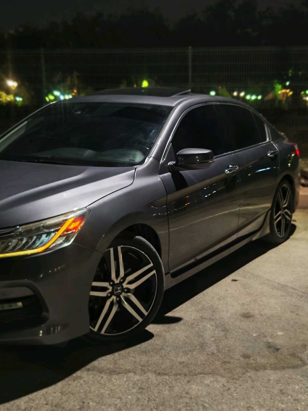 Car Image 2017 HONDA ACCORD TOURING