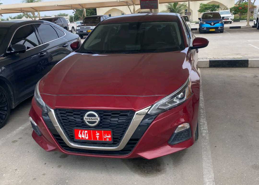 NISSAN ALTIMA 2020