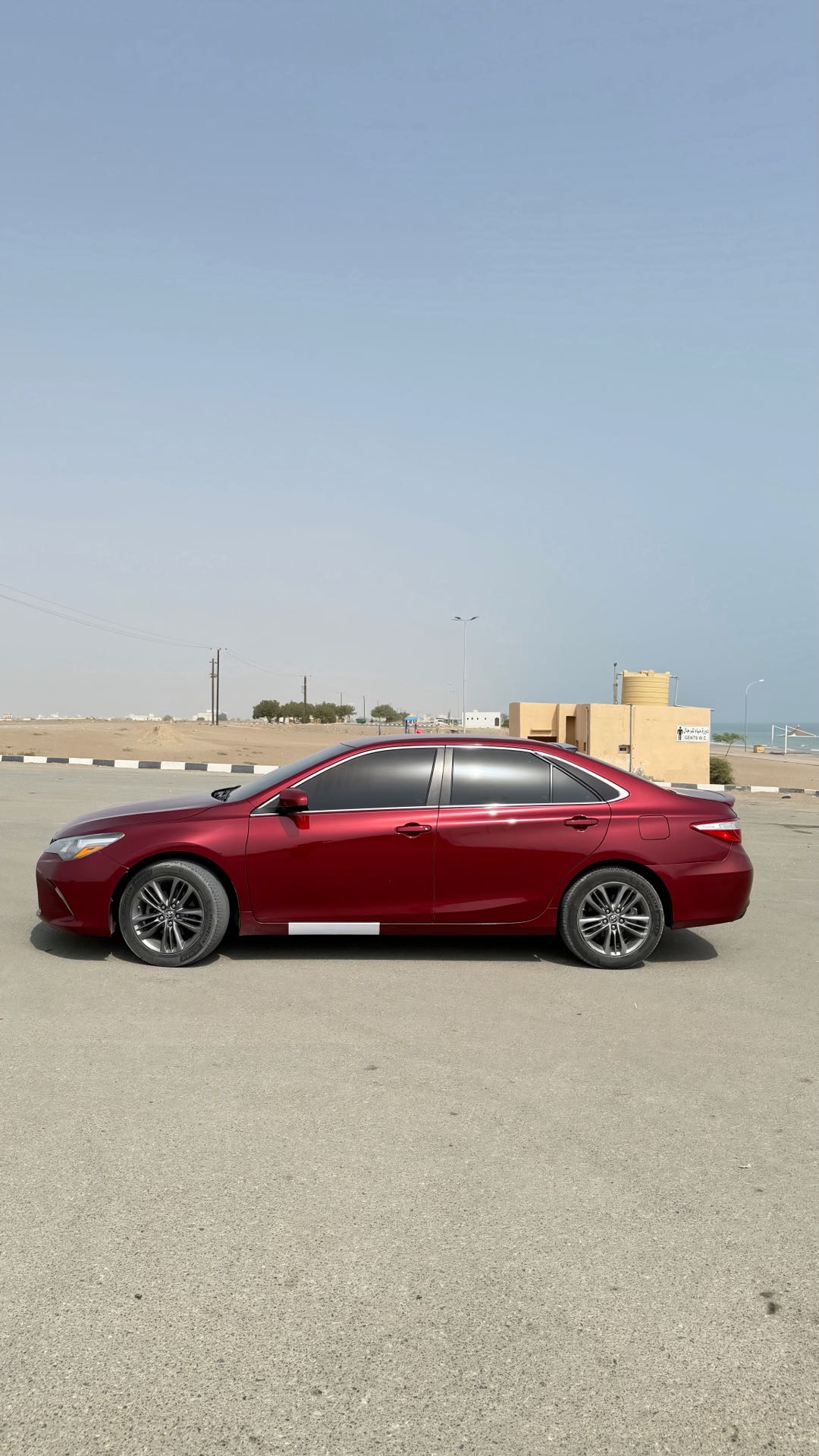 Car Image 2017 TOYOTA CAMRY SE