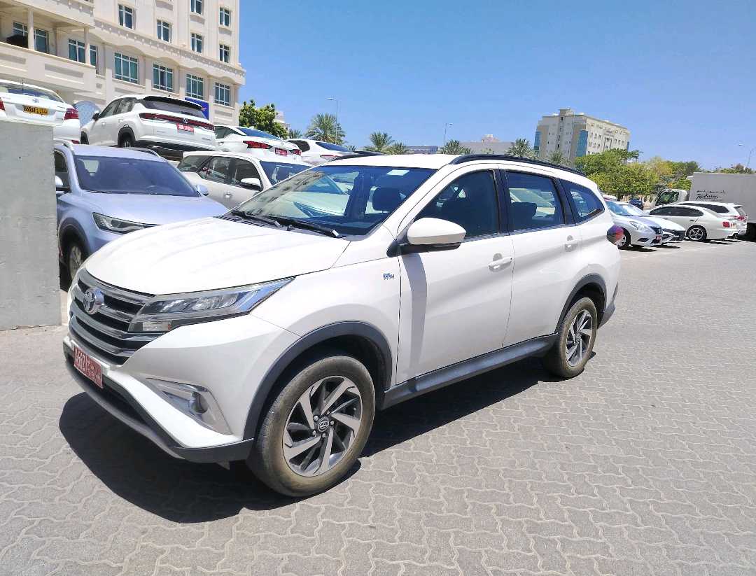 TOYOTA RUSH 2025