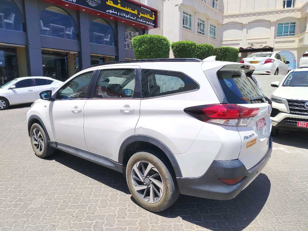 TOYOTA RUSH 2025