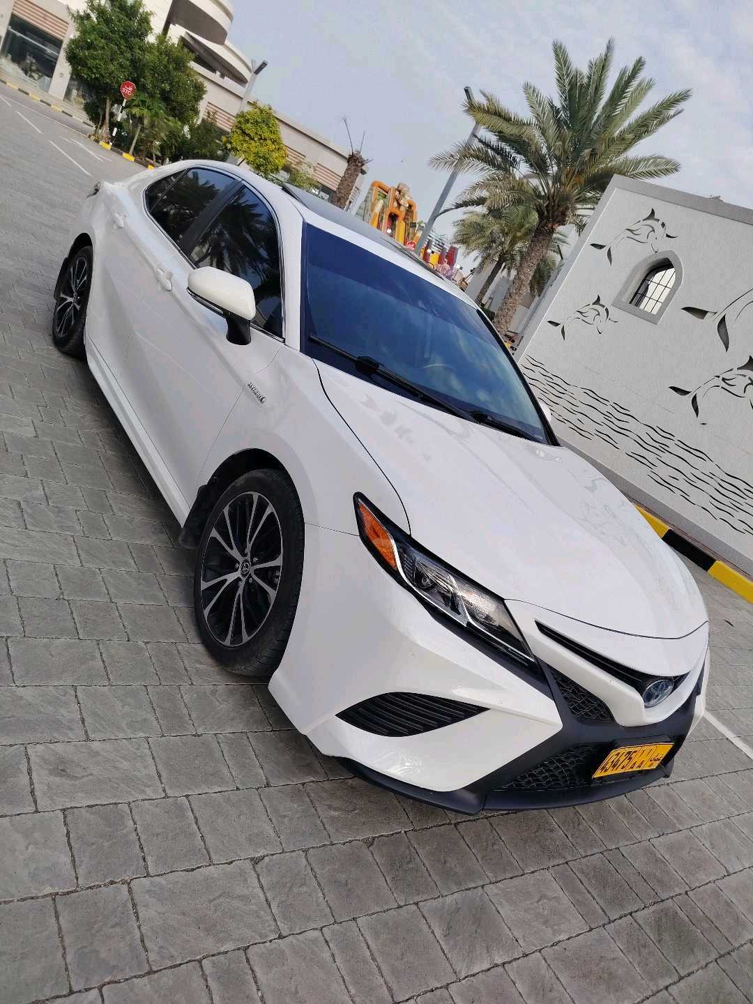 Car Image 2020 TOYOTA CAMRY SE