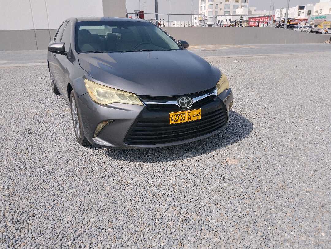 Car Image 2017 TOYOTA CAMRY XLE