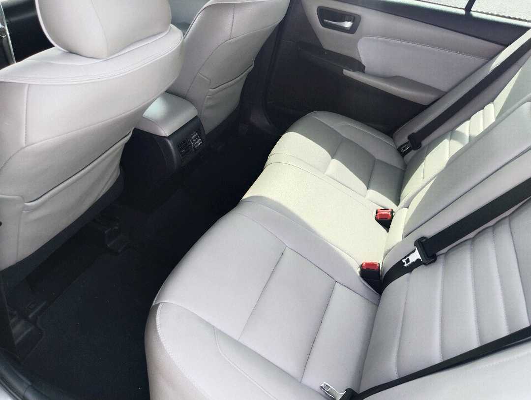 Car Image 2017 TOYOTA CAMRY XLE