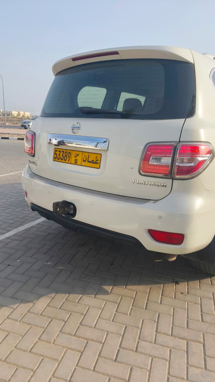 Car Image 2016 NISSAN PATROL Platinum