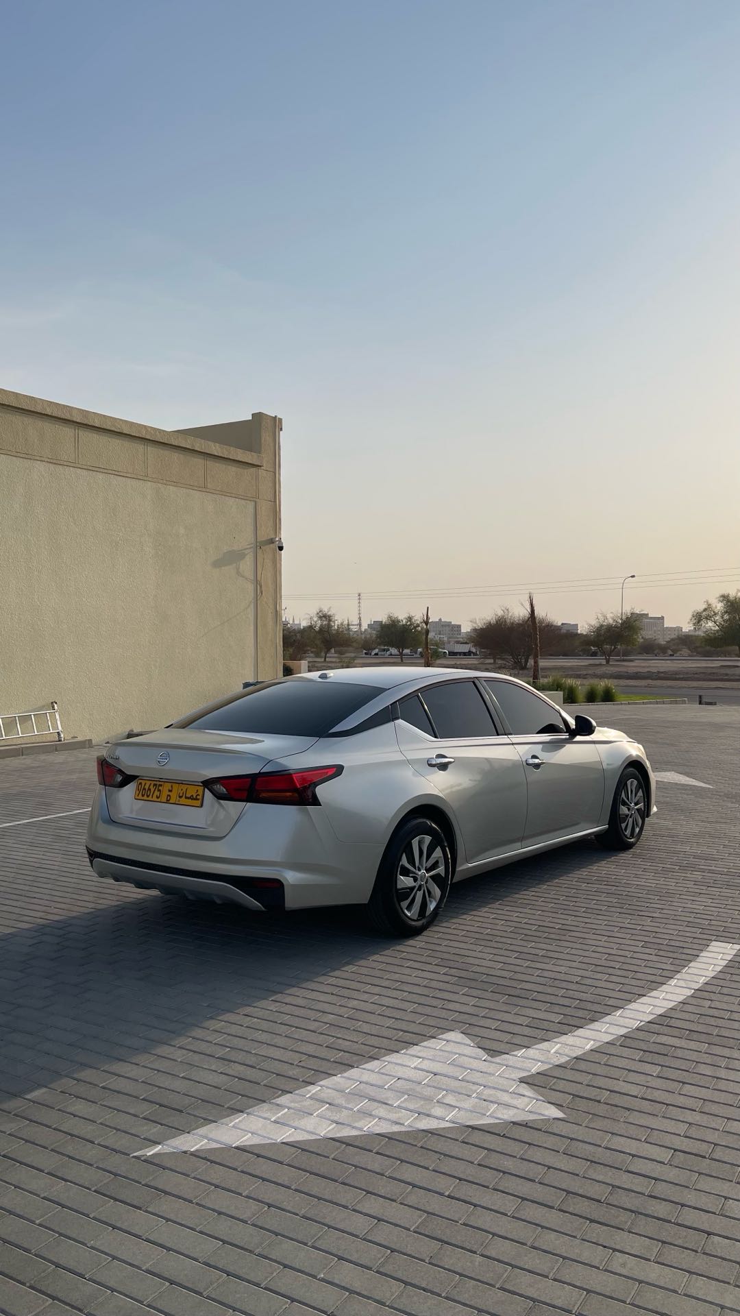 Car Image 2019 NISSAN ALTIMA S