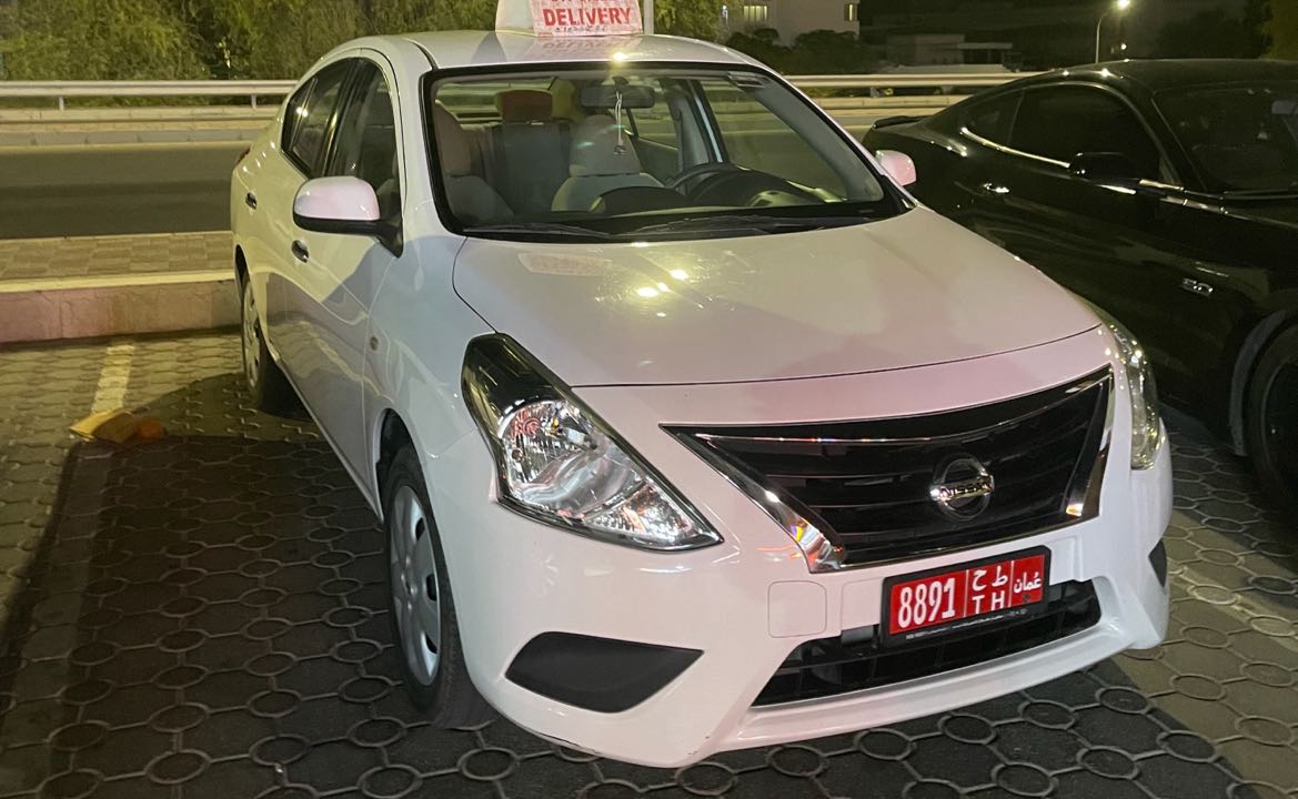 NISSAN SUNNY 2023