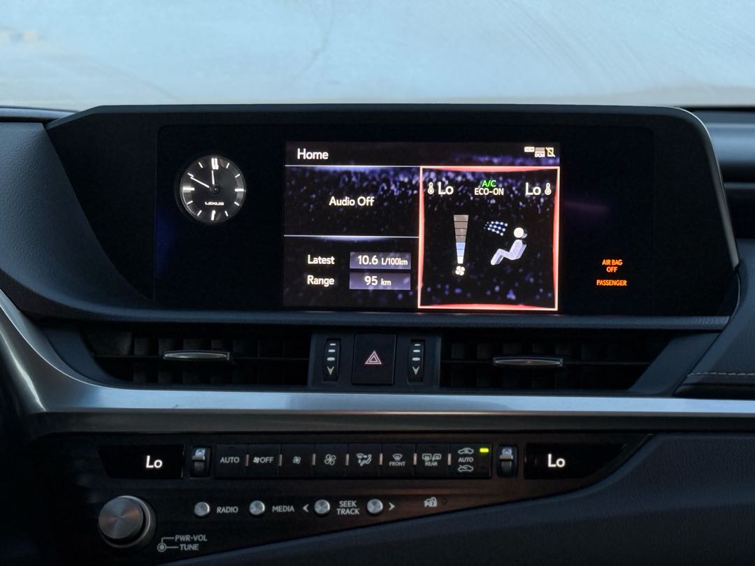 Car Image 2021 LEXUS ES 350