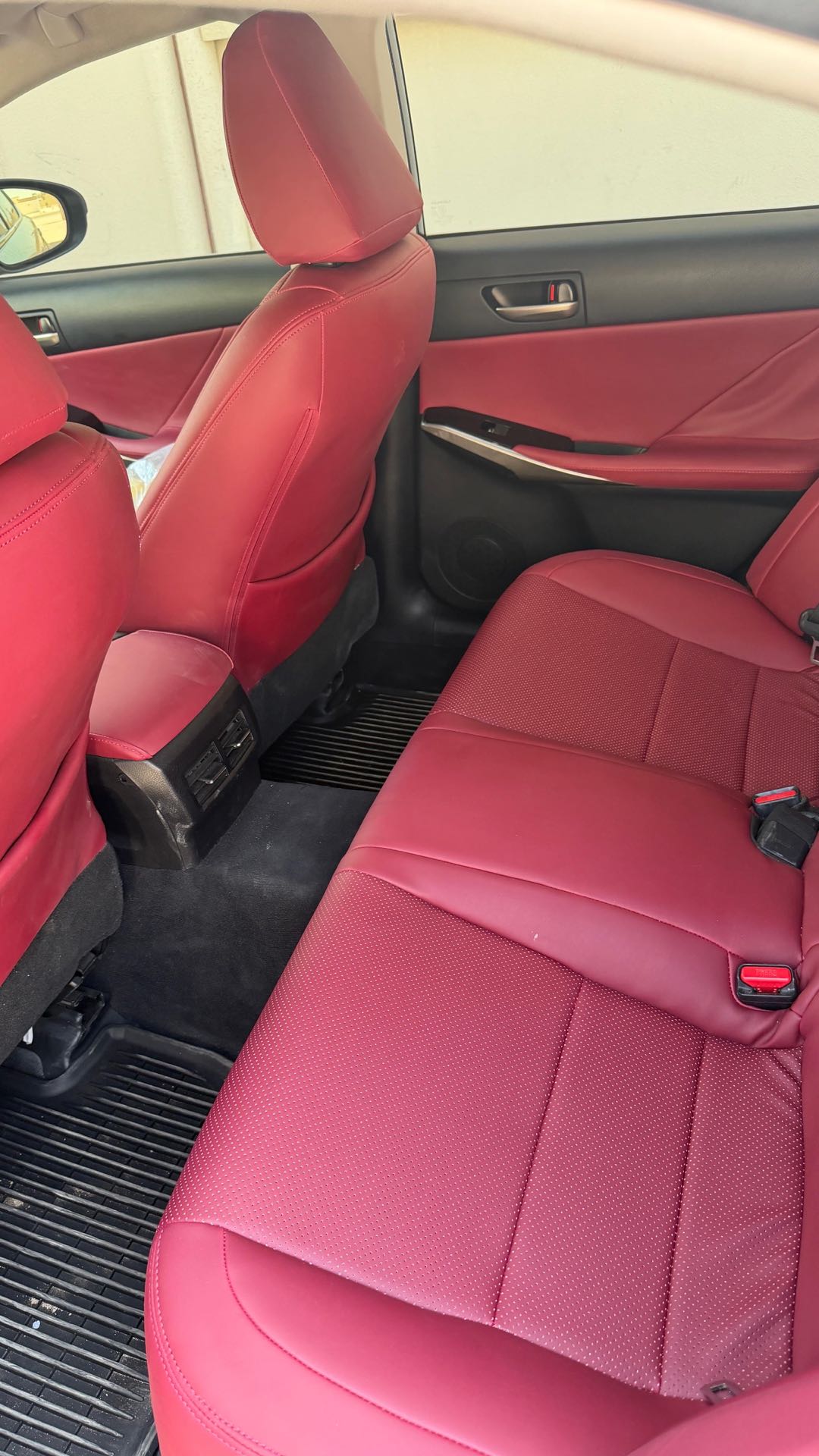 Car Image 2018 LEXUS IS 300
