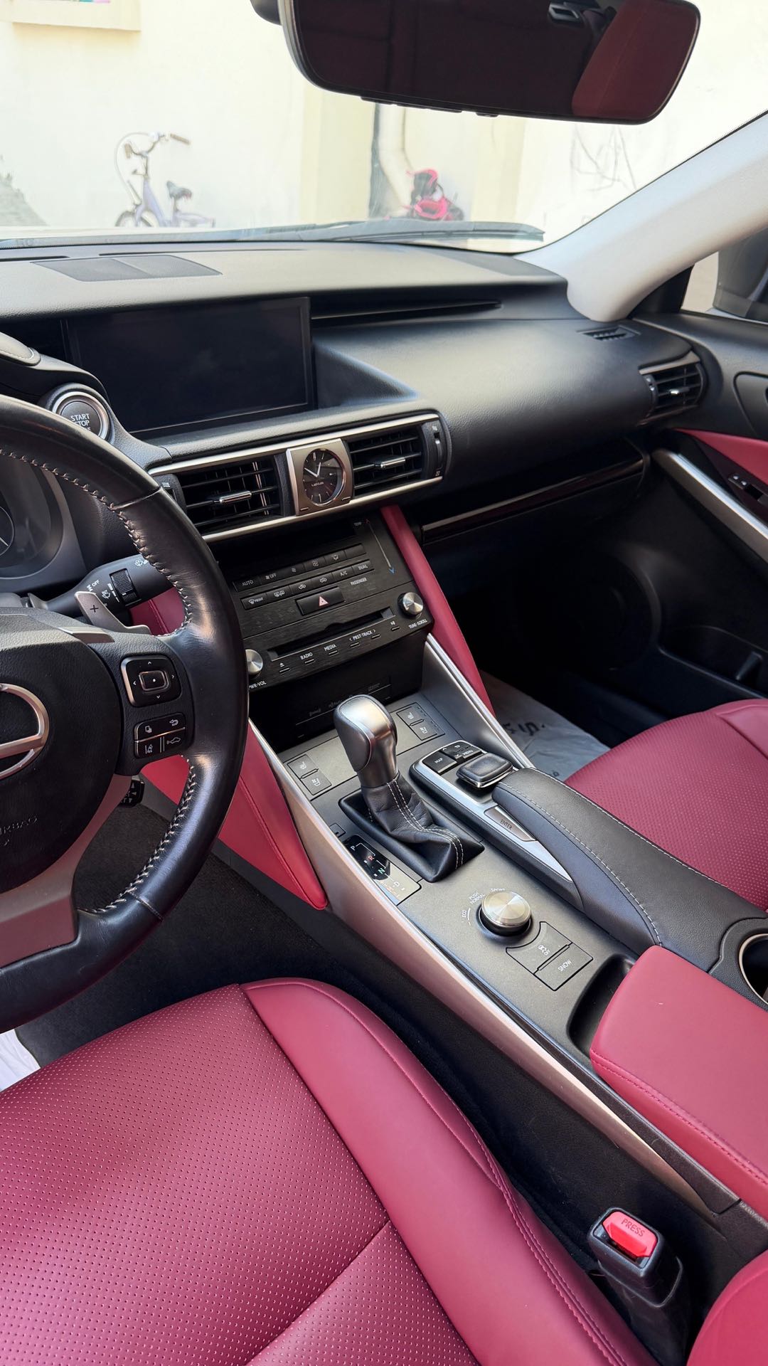 Car Image 2018 LEXUS IS 300