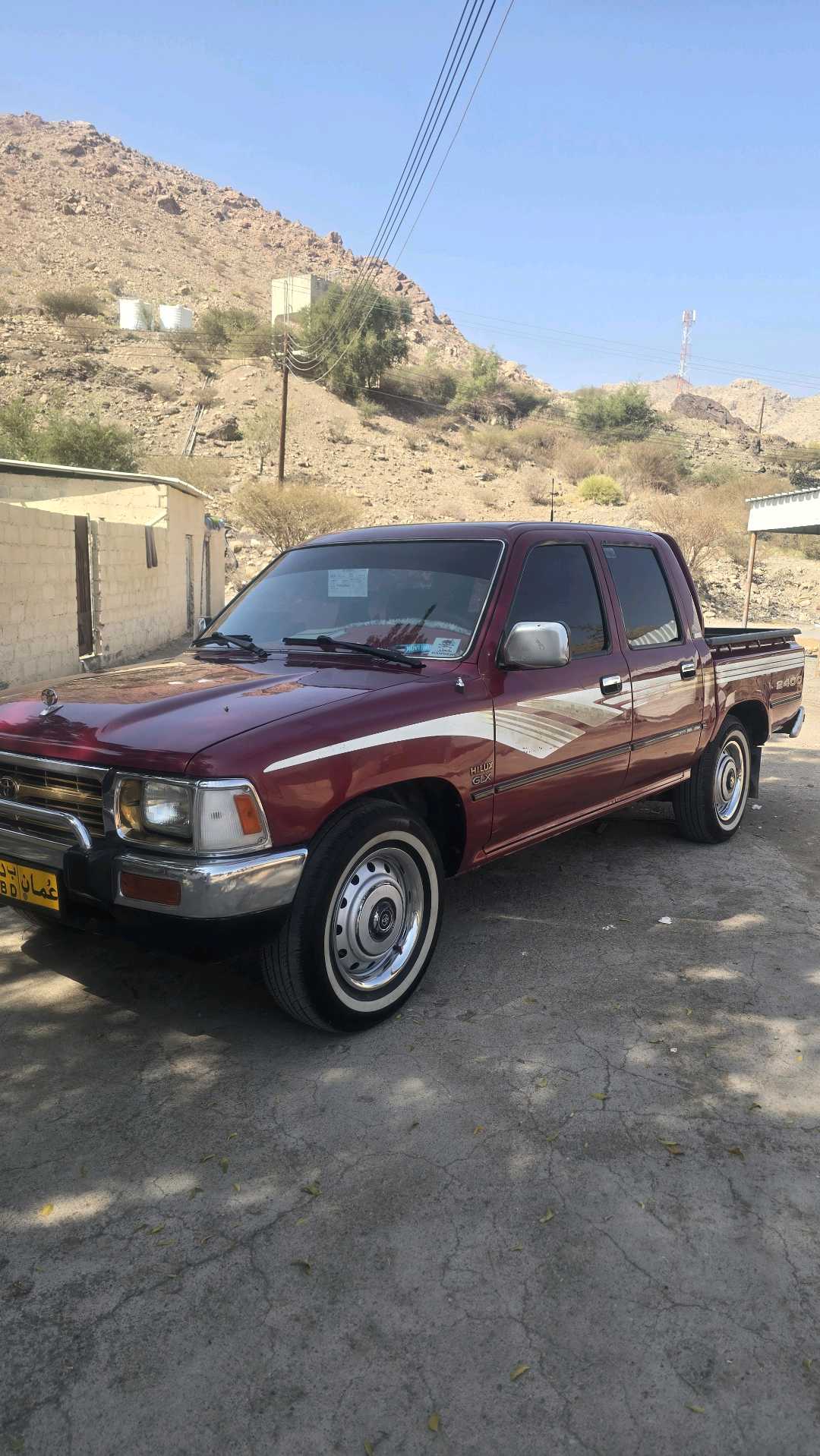 Car Image 1996 TOYOTA HILUX 2.7