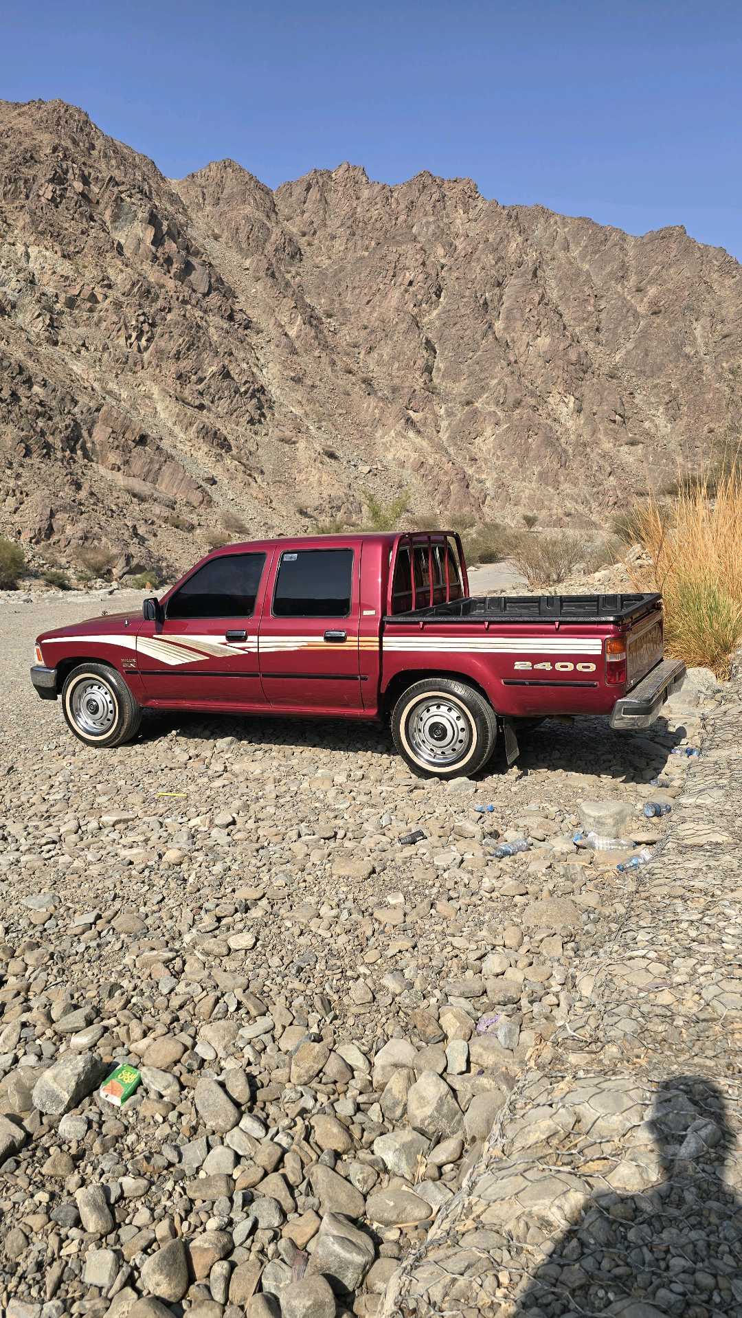 Car Image 1996 TOYOTA HILUX 2.7