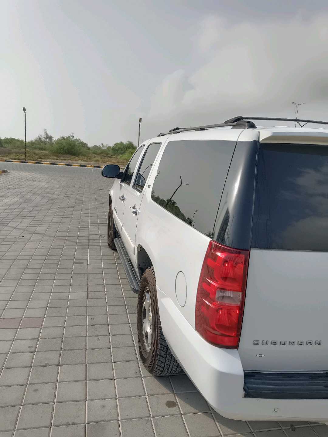 Car Image 2007 CHEVROLET SUBURBAN 