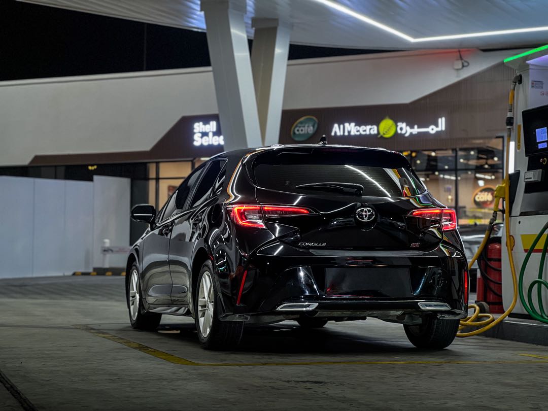 Car Image 2019 TOYOTA COROLLA Hatchback