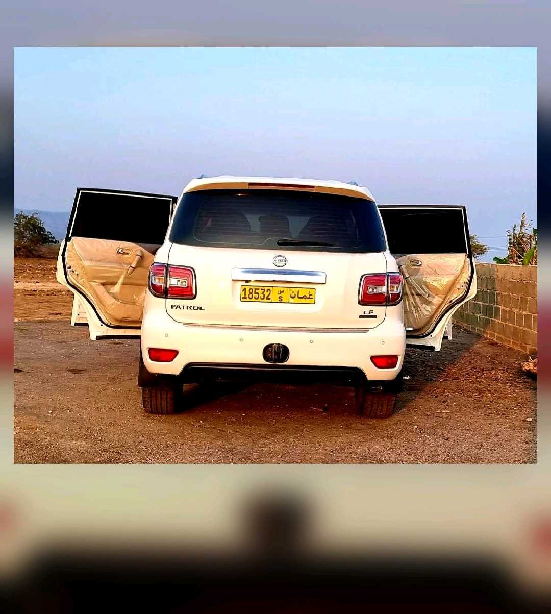 Car Image 2014 NISSAN PATROL LE