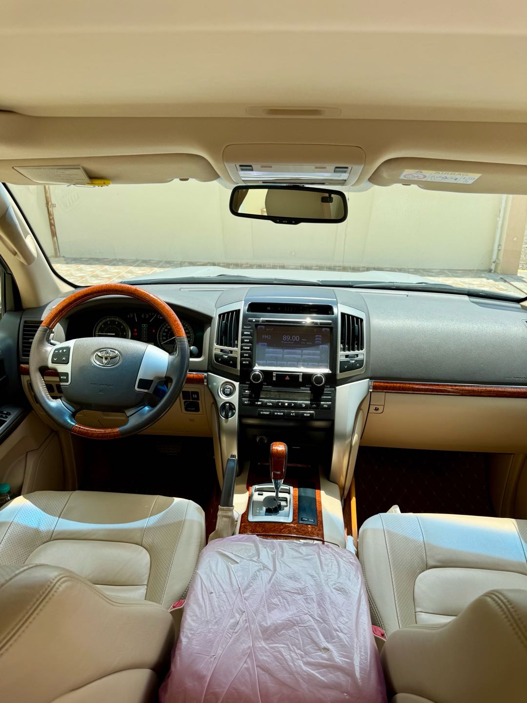 Car Image 2014 TOYOTA LAND CRUISER GX.R