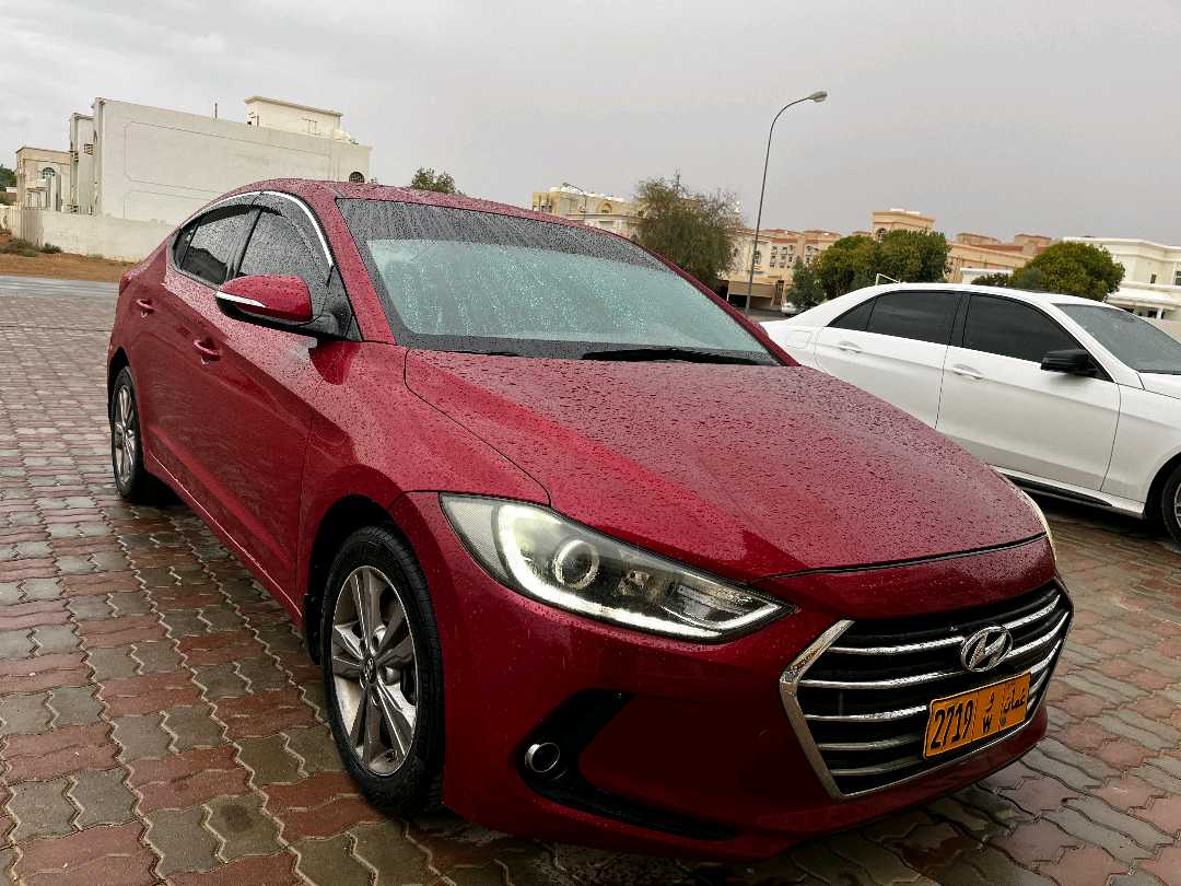 Car Image 2018 HYUNDAI ELANTRA SE