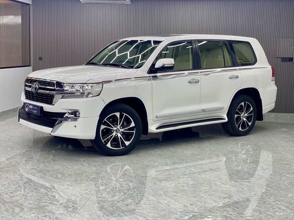 Car Image 2021 TOYOTA LAND CRUISER GX.R