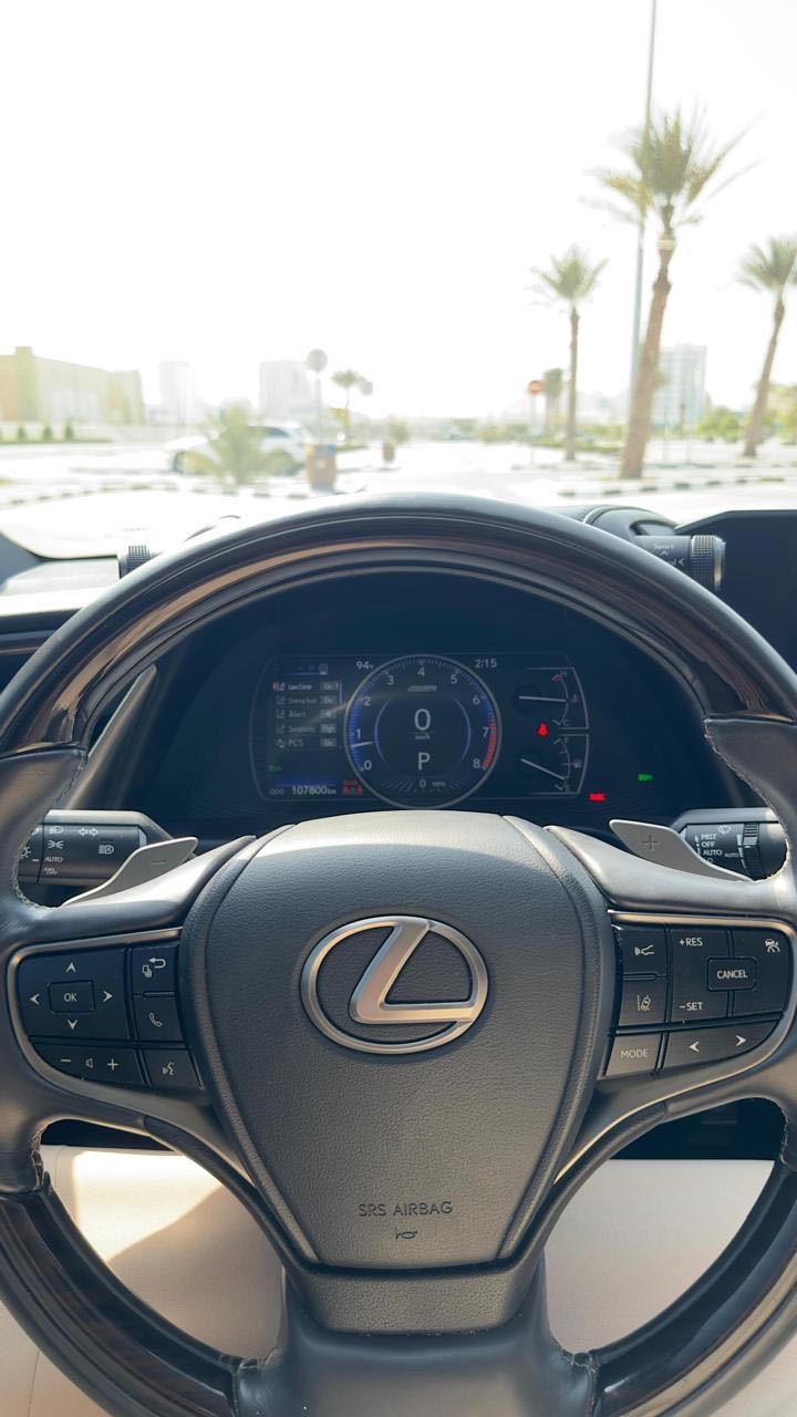 Car Image 2020 LEXUS ES 350