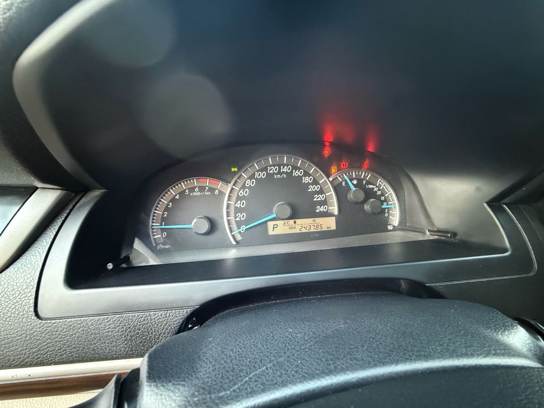 Car Image 2013 TOYOTA CAMRY SE