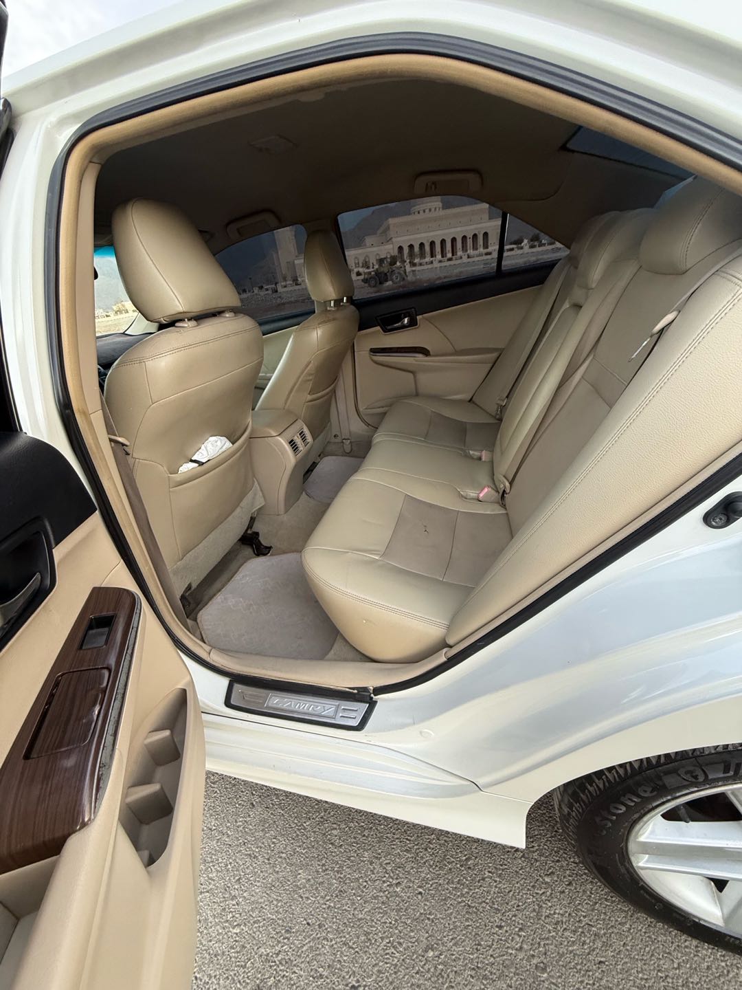 Car Image 2013 TOYOTA CAMRY SE