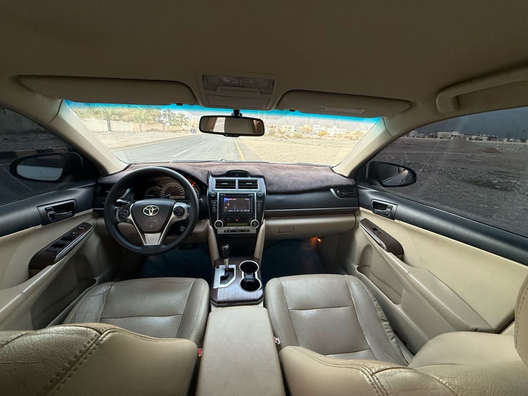 Car Image 2013 TOYOTA CAMRY SE
