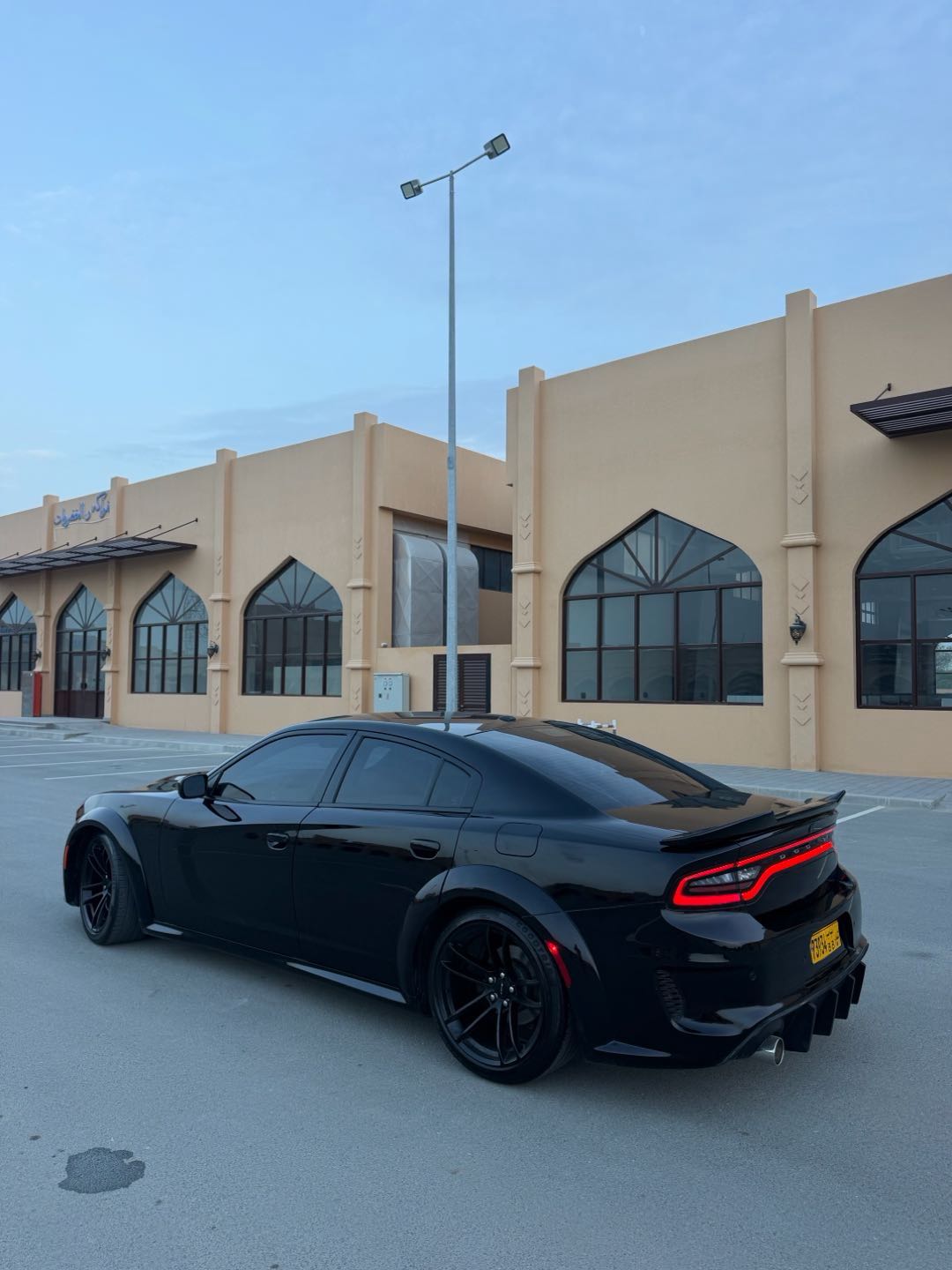 Car Image 2019 DODGE CHARGER SXT