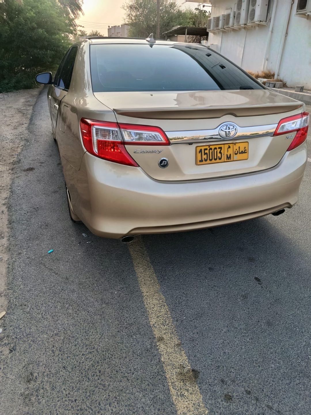 Car Image 2012 TOYOTA CAMRY XLE