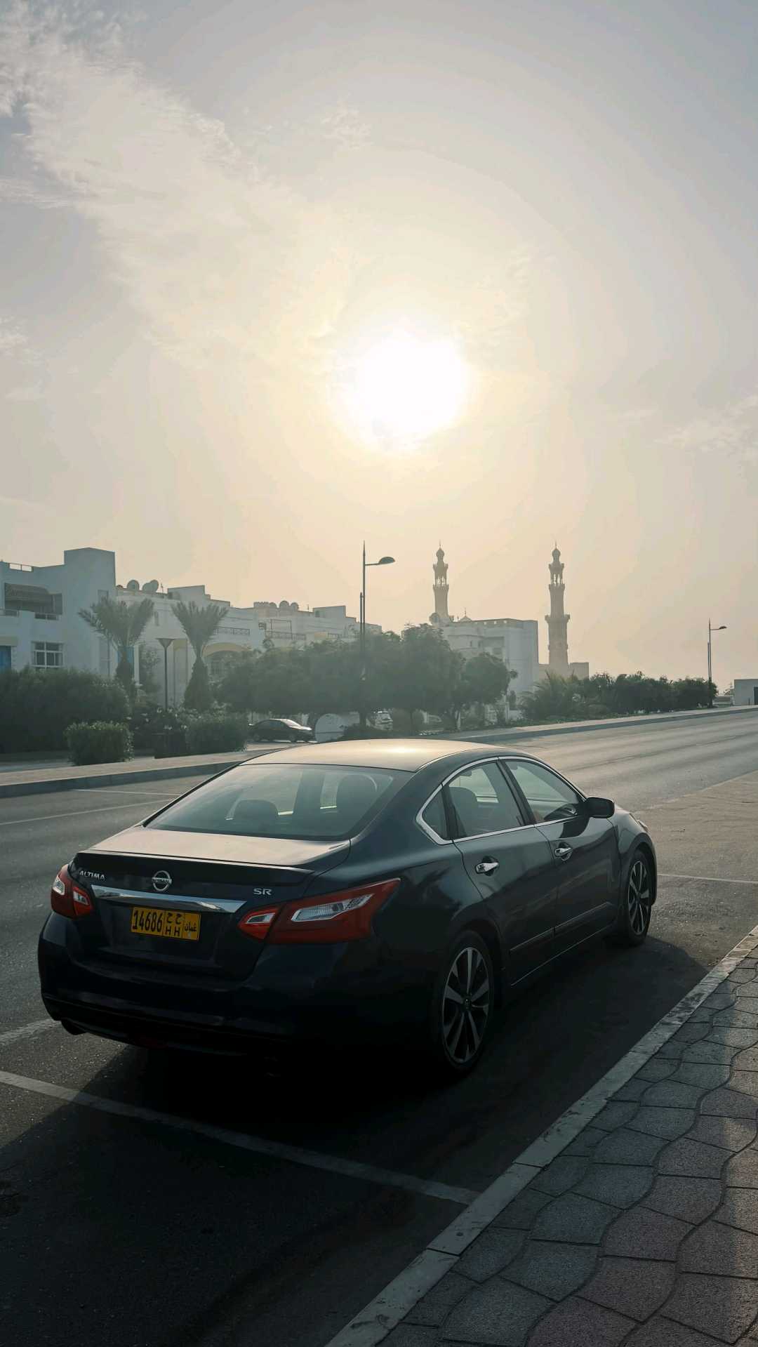 Car Image 2016 NISSAN ALTIMA SR