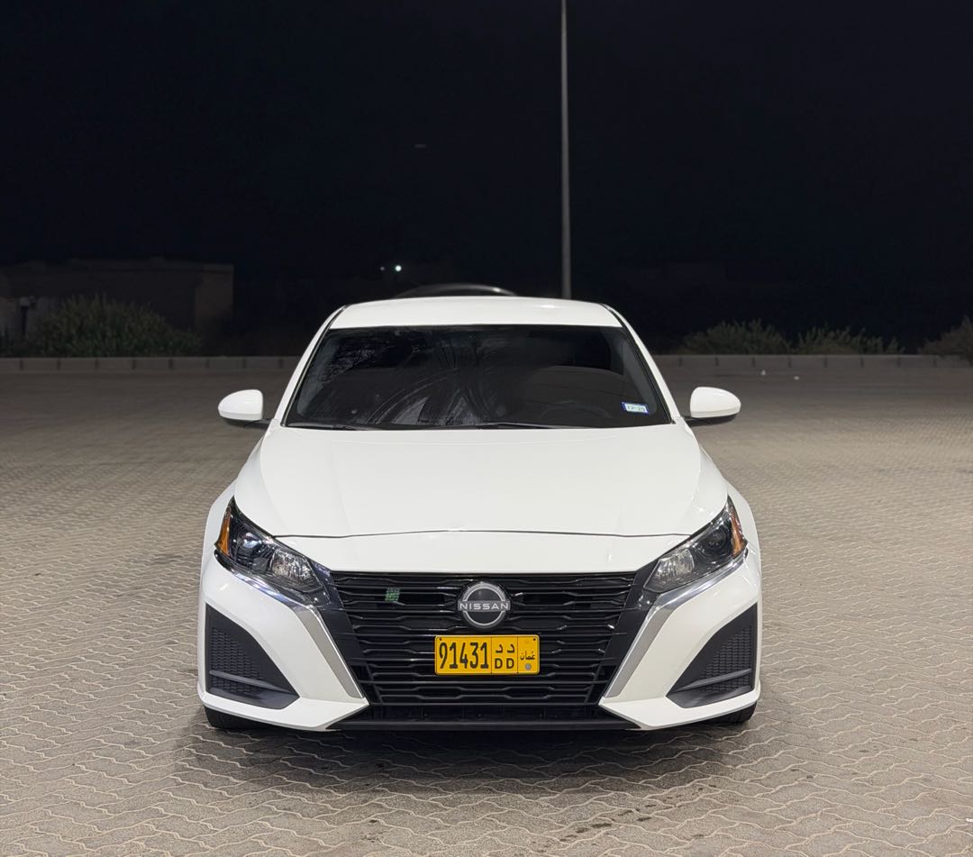 Car Image 2019 NISSAN ALTIMA S