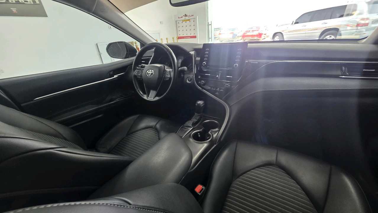 Car Image 2023 TOYOTA CAMRY SE