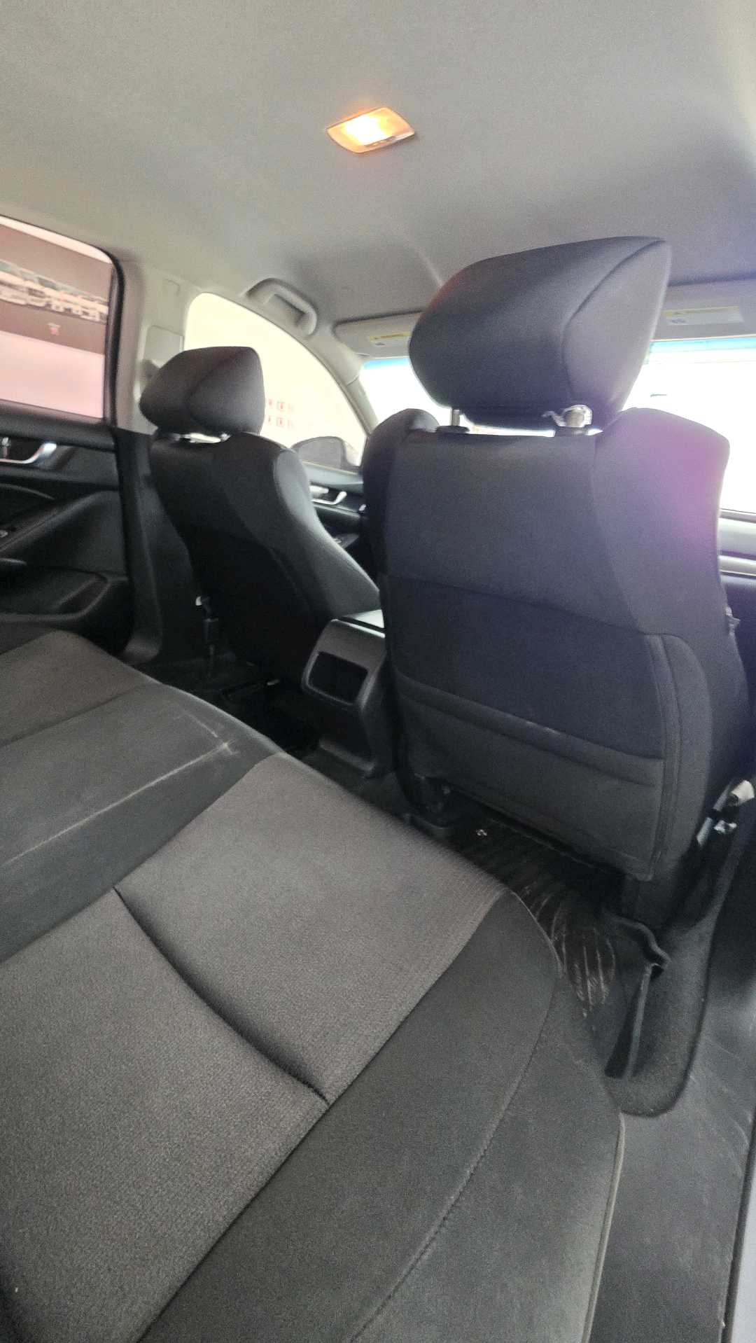 Car Image 2018 HONDA ACCORD LX
