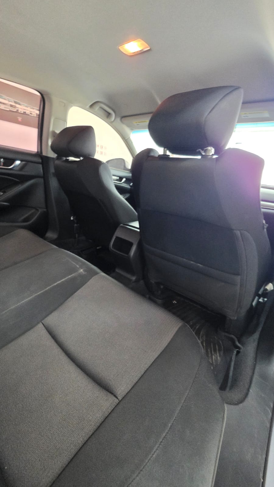 Car Image 2018 HONDA ACCORD LX