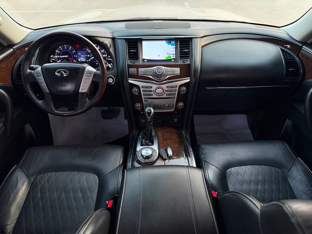 Car Image 2019 INFINITI QX80 