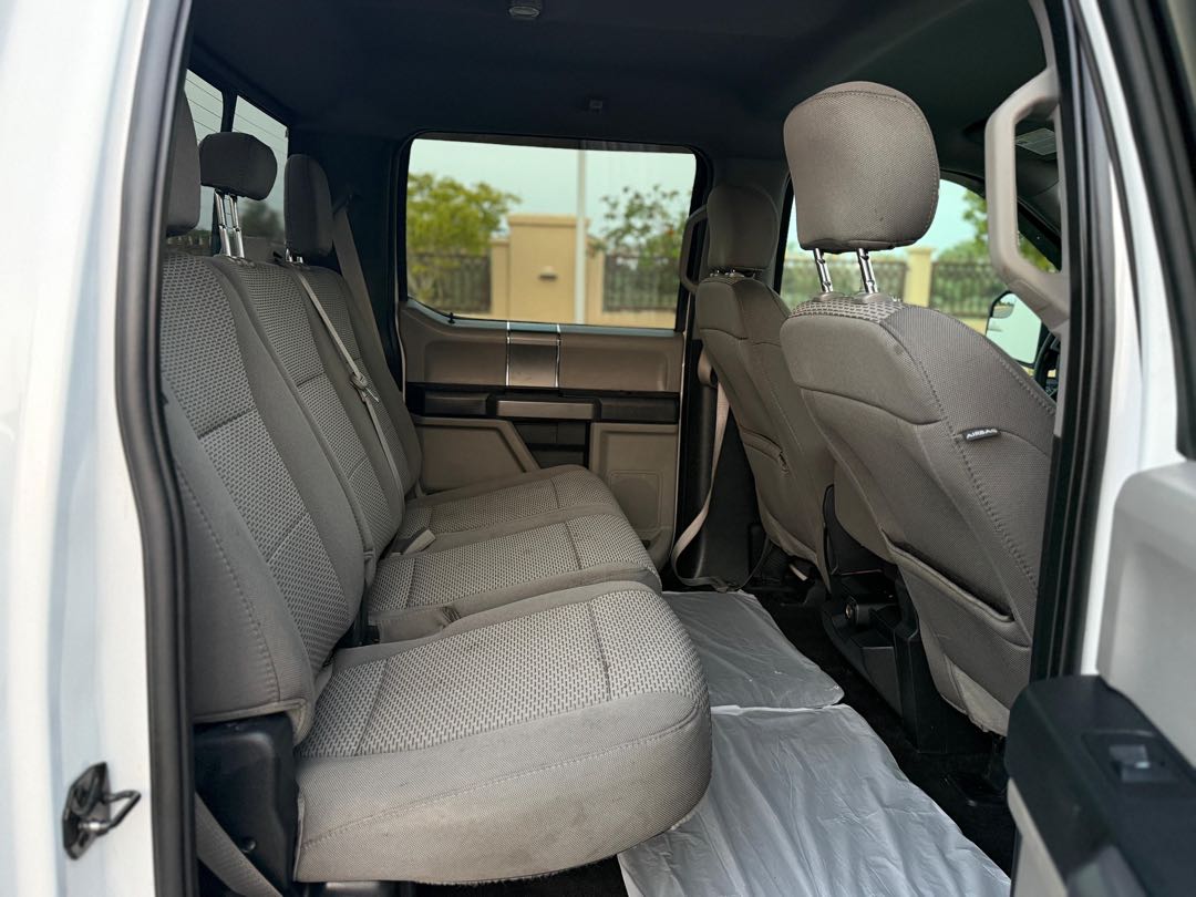 Car Image 2018 FORD F-150 Lariat