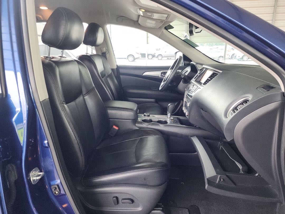 Car Image 2020 NISSAN PATHFINDER SL