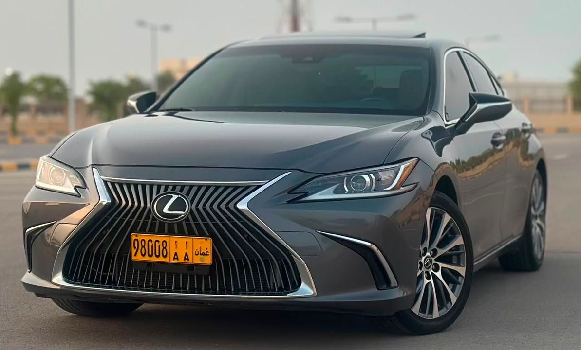 Car Image 2019 LEXUS ES 350