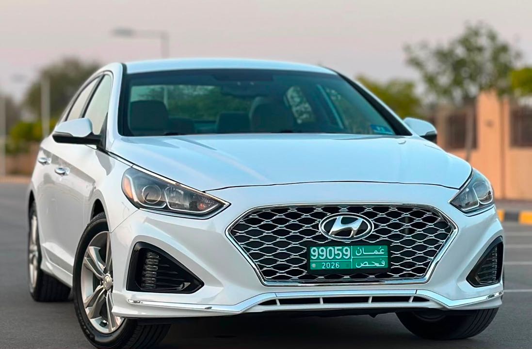 Car Image 2018 HYUNDAI SONATA SPORT