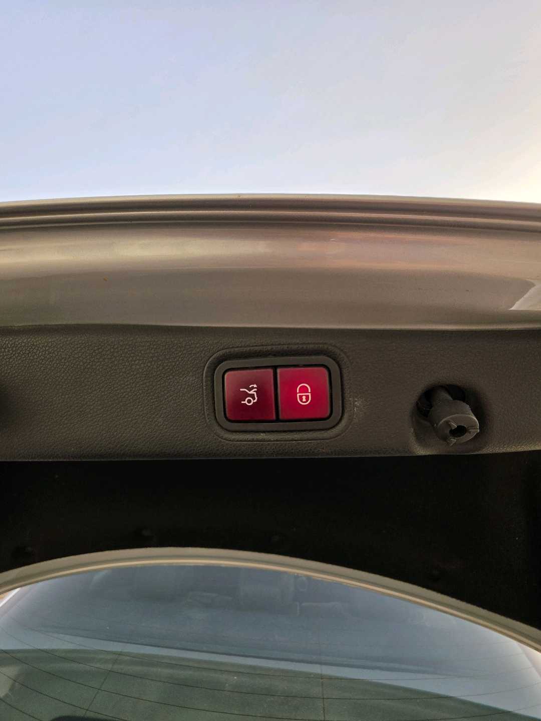Car Image 2017 MERCEDES E Class 300