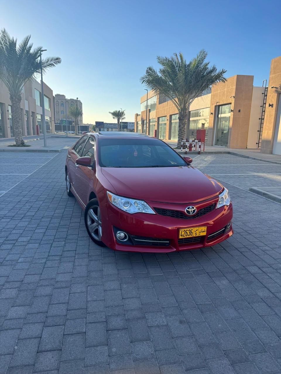 Car Image 2013 TOYOTA CAMRY SE