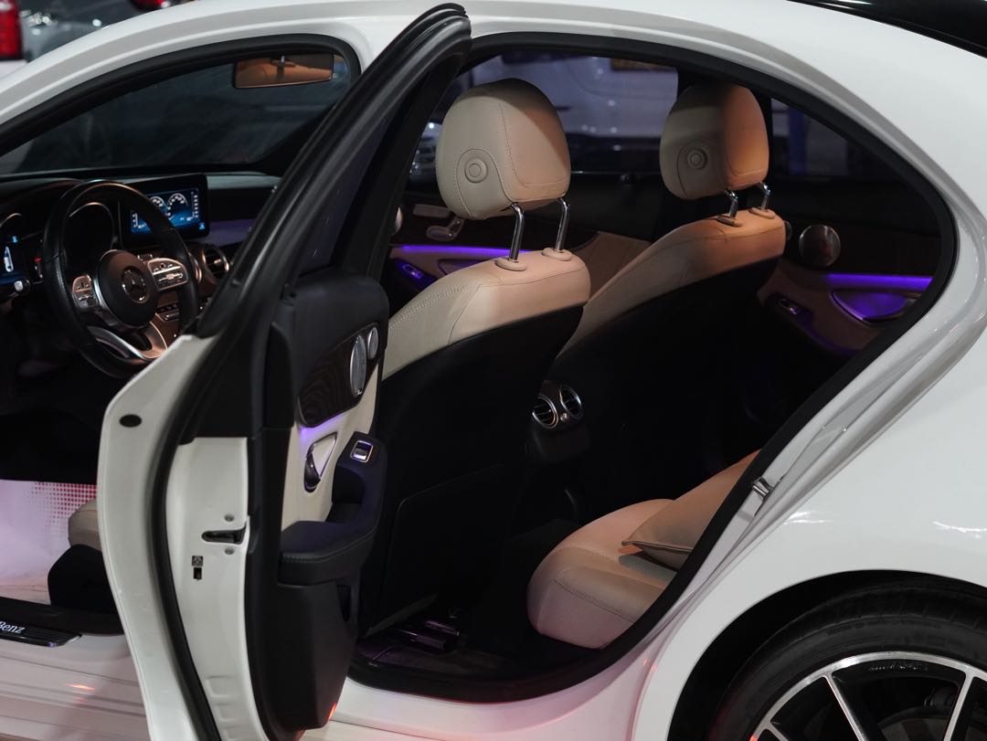 Car Image 2019 MERCEDES C Class 300