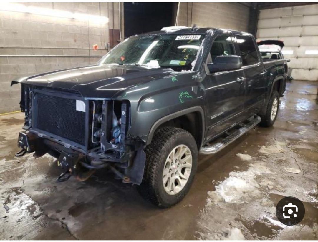 Car Image 2018 GMC SIERRA SLE