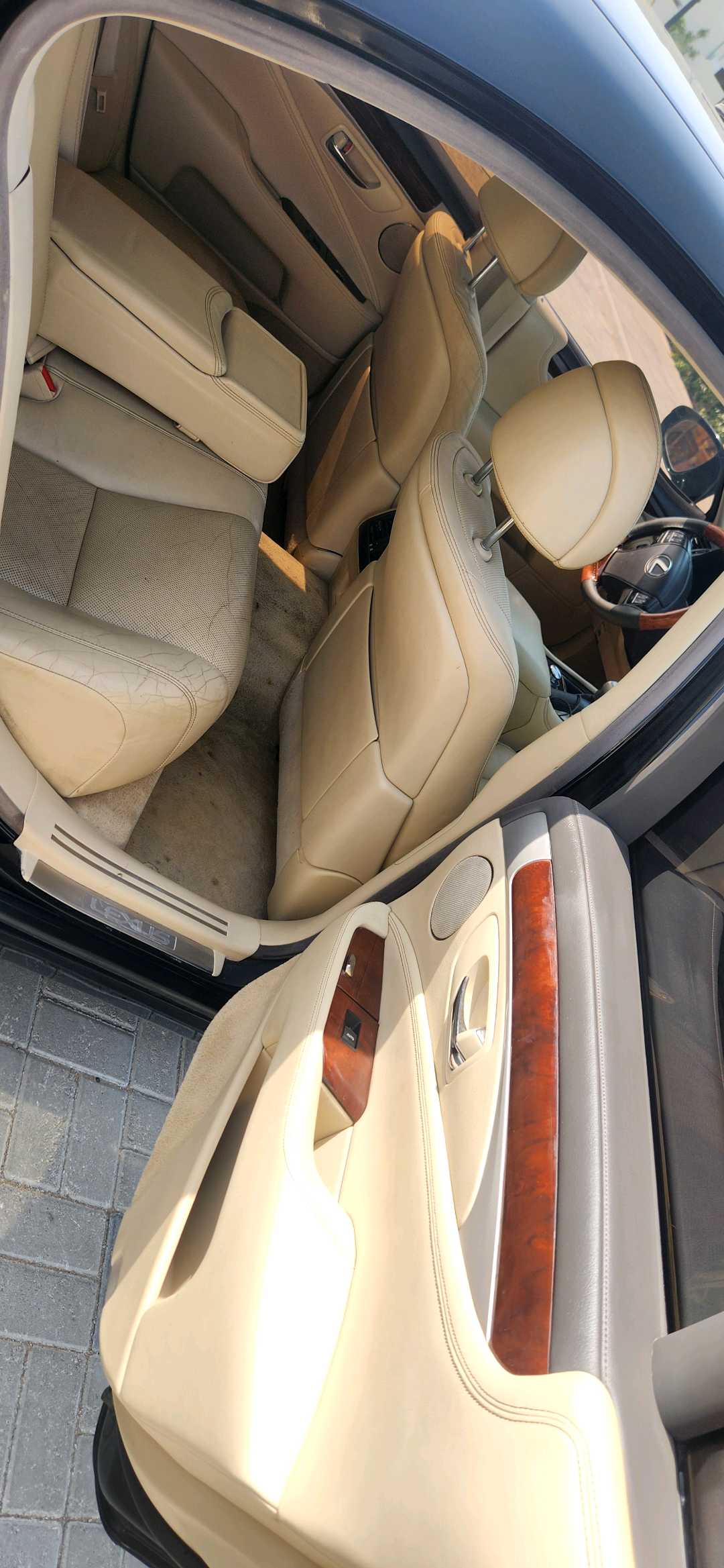 Car Image 2016 LEXUS LS 460