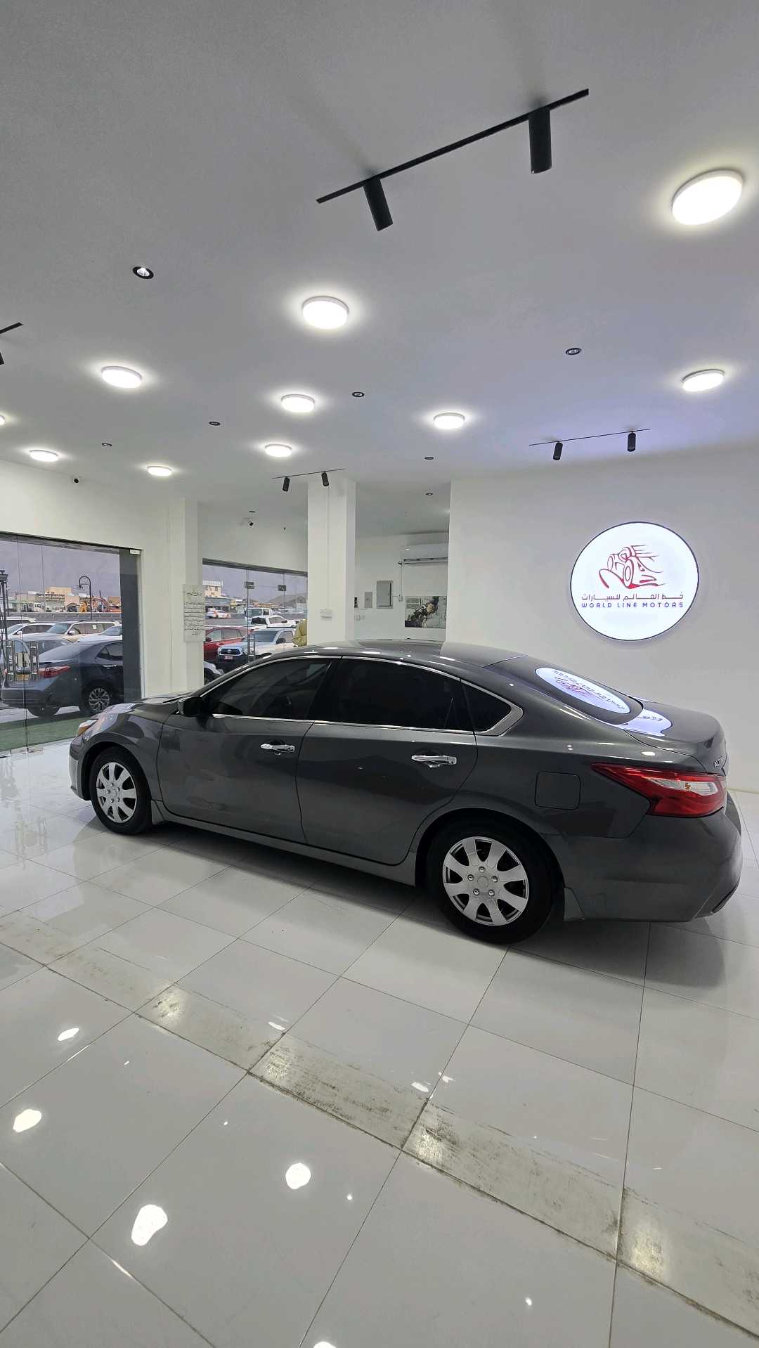 Car Image 2017 NISSAN ALTIMA S